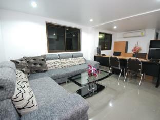 Patong Budget Rooms Extérieur photo